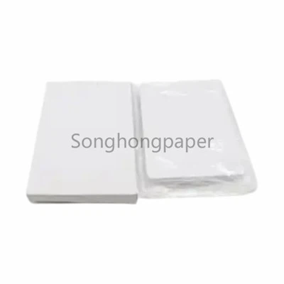 Feuille de carton blanche en ampoule recyclable