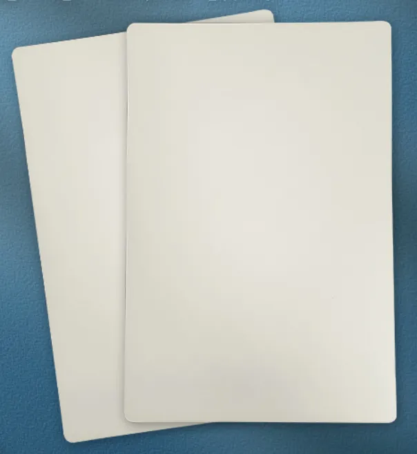 Carton blanc, papier de support à coins arrondis, papier pour tableau blanc double face, gilet, sous-vêtements, doublure de vêtements en carton blanc duplex avec dos gris